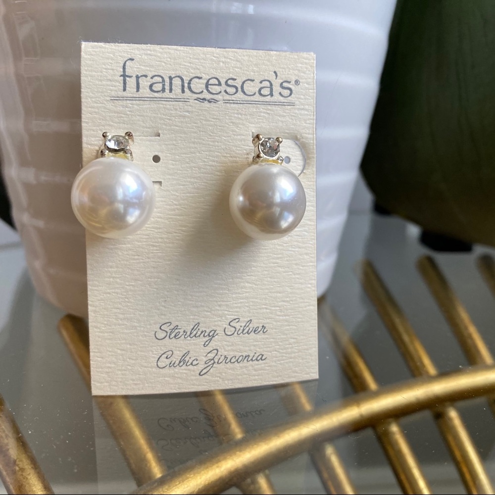 NWT Francesca Earrings